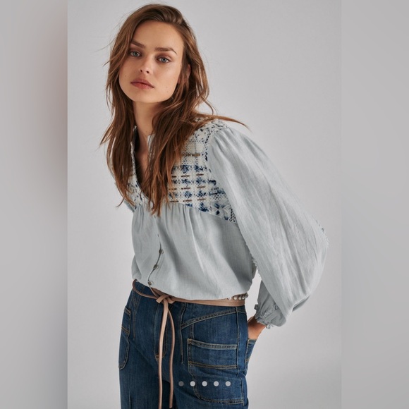 EUC Anthropologie Pilcro Jenna Embroidered Button-Down top M - Picture 2 of 9